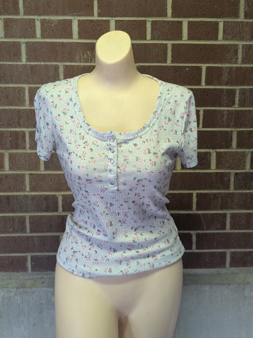 Floral Ribbed Henley Top Women's Large Stretchy Y2K Style Coquette Baby Tee L